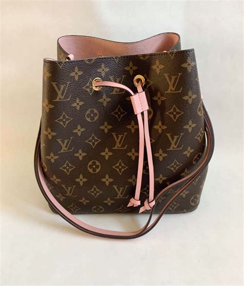 neon louis vuitton logo|louis vuitton noe monogram.